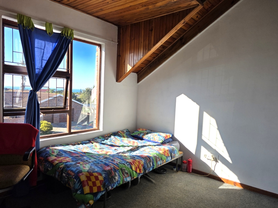 4 Bedroom Property for Sale in Noorsekloof Eastern Cape